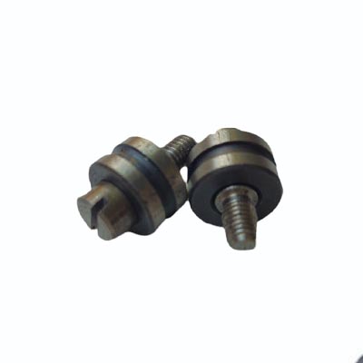 Roller with screw # 81 Roller with screw no. 81 (P.No. 51)